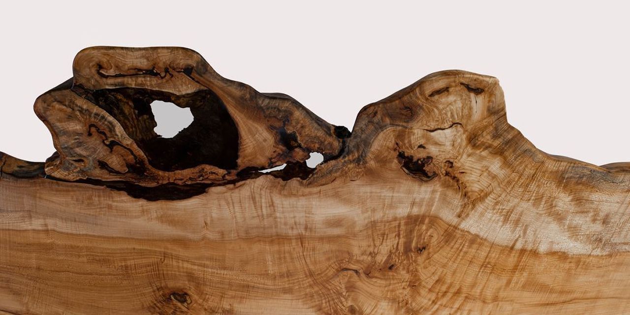 Sandalwood, Oud, Patchouli, Tonka Bean